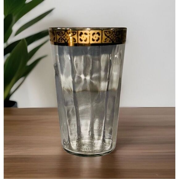 Set of 2 Glass Mini Cup / Shot Glasses w/ Gold Rim - Picture 2 of 3